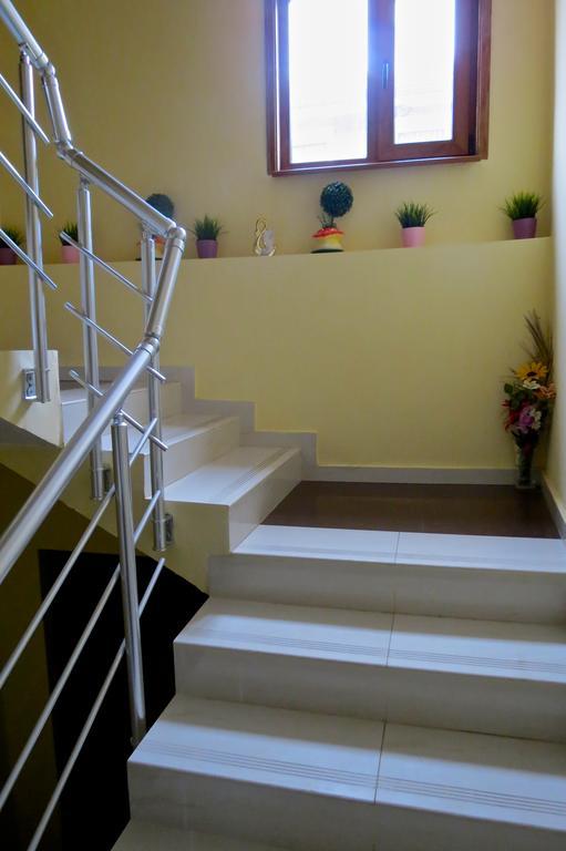 Family Hotel Lebed نيسيبار المظهر الخارجي الصورة
