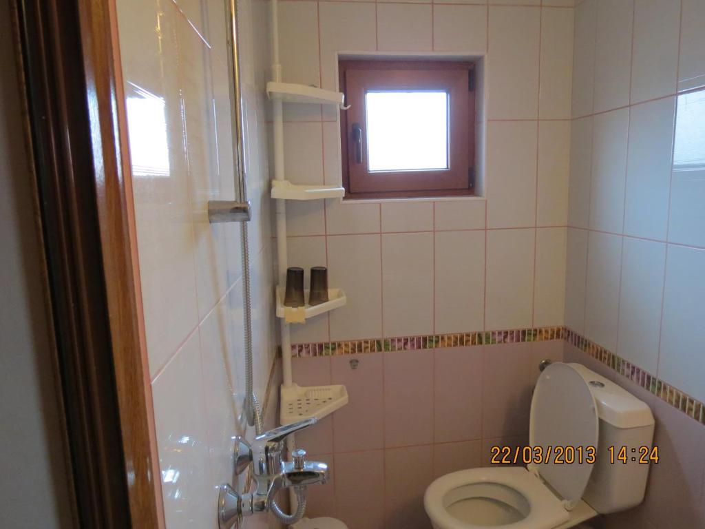 Family Hotel Lebed نيسيبار الغرفة الصورة