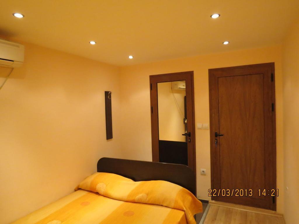 Family Hotel Lebed نيسيبار الغرفة الصورة